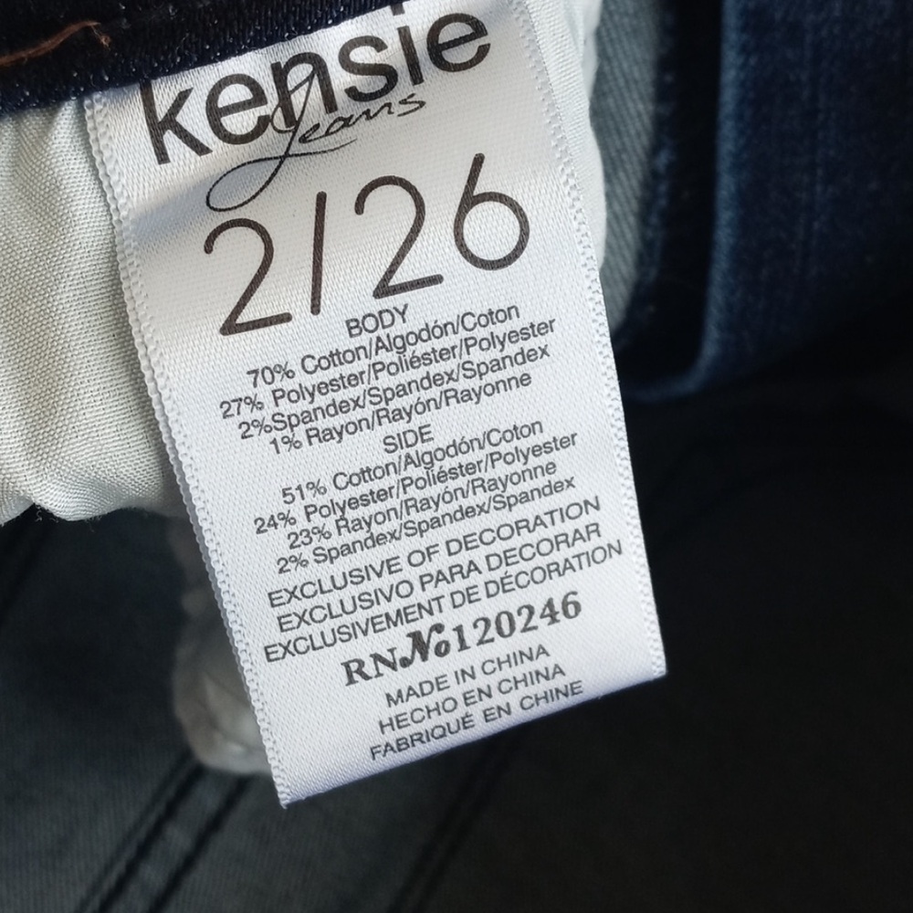 Kensie Women’s Two Tone Denim Blue Panel Straight Leg Mid Rise Jeans 2/ 26 - Picture 8 of 14
